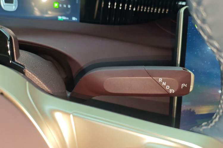 Used Avatr 11 2022 Ultra-Long Range Dual-Motor Luxury Edition 4 Seats