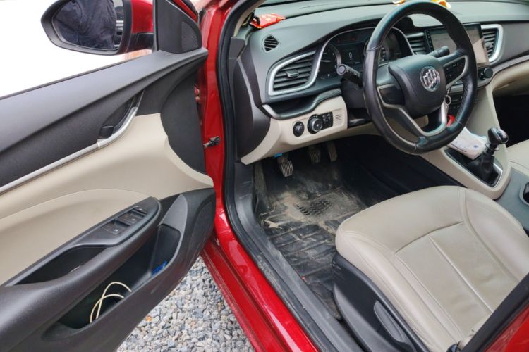 Used Buick GT 2018 15T Manual Elite Version China V Standard
