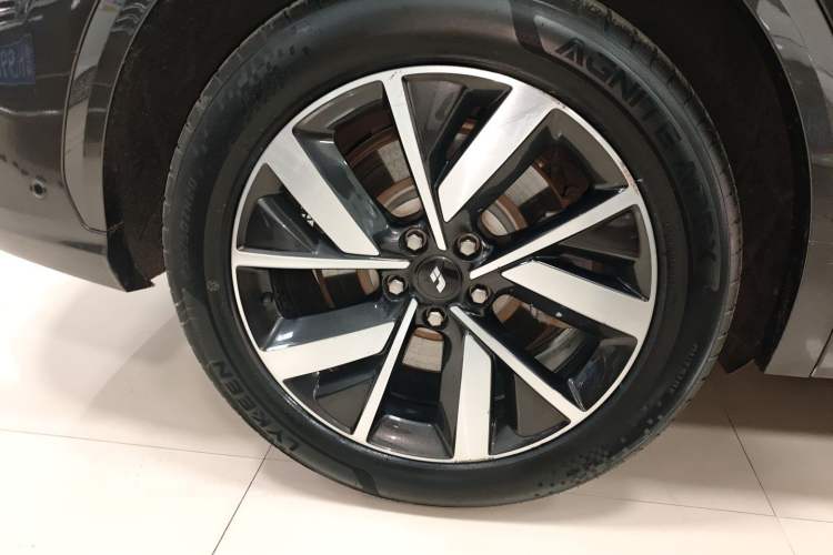 Used Li Auto L7 2023 Pro Model
