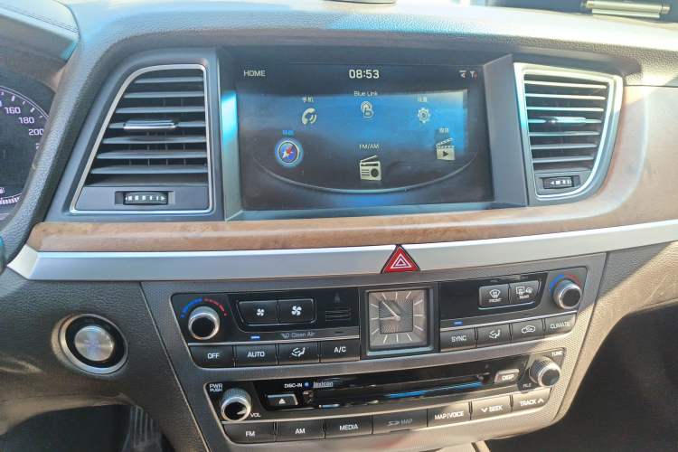 Used Hyundai Genesis 2015 3.0GDi Four-Wheel Drive Flagship Edition
