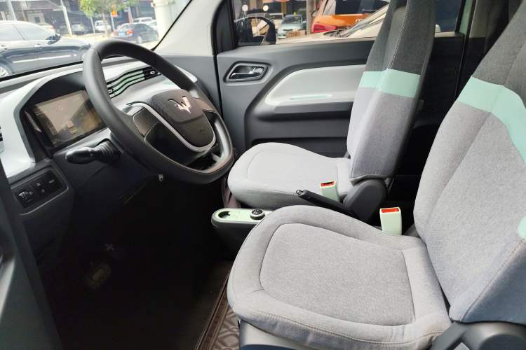 Used Wuling Hongguang MINIEV 2022 Macaron Premium Model – Lithium Iron Phosphate