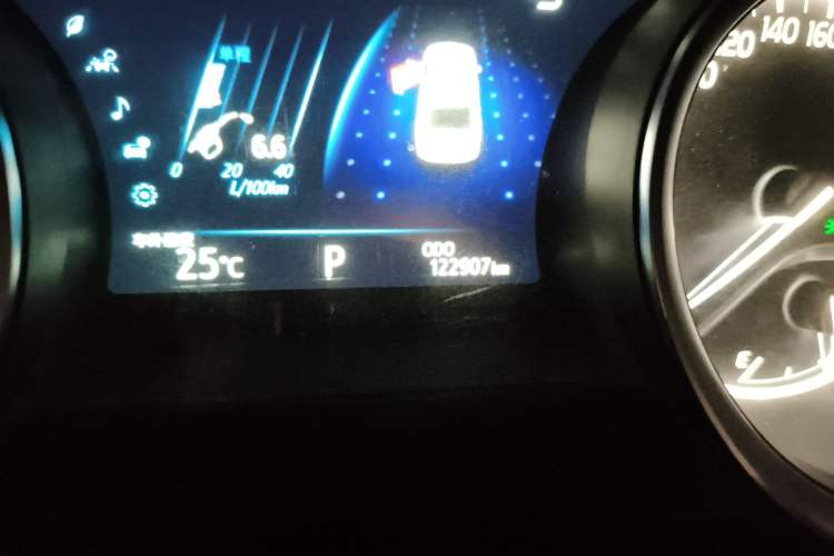 Used Toyota Camry 2021 2.0G Luxury Edition
