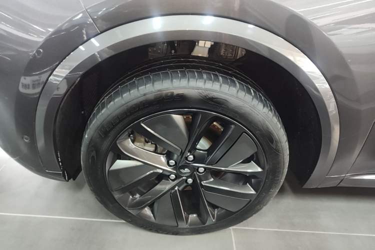 Used Li Auto L9 2022 Max model