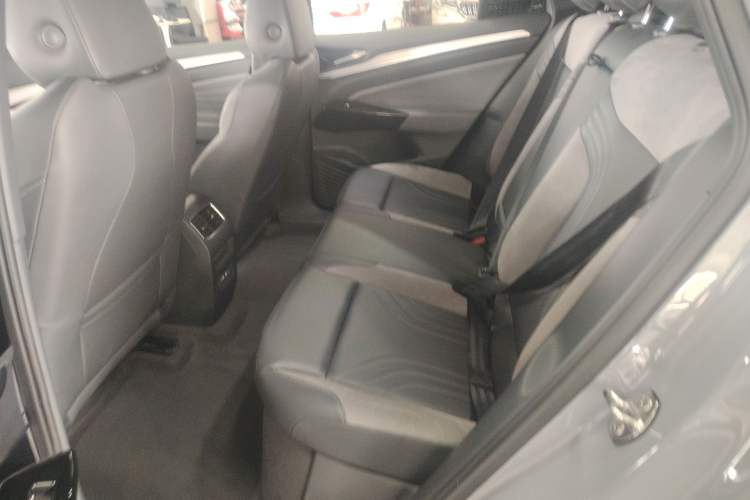 Used Volkswagen ID.4 CROZZ 2022 Long-Range PRO Edition Left Rear Seat