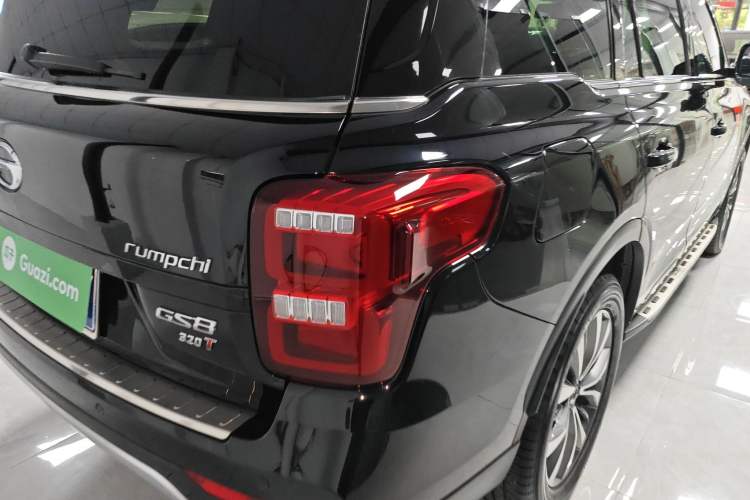 Used GAC Trumpchi GS8 2017 320T Two-Wheel Drive Luxury Smart Connectivity Version (7 Seats)
