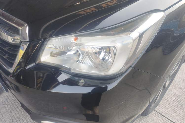 Used Subaru Forester 2016 2.0i Luxury Navigation Edition Left Front Headlight