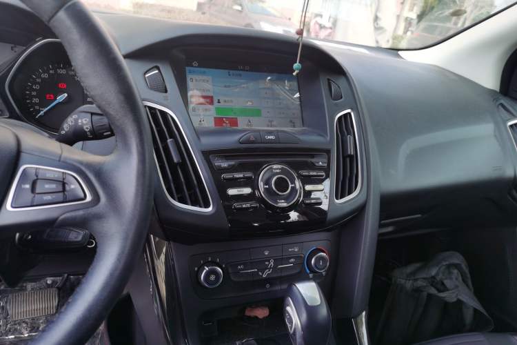 Used Ford Focus 2018 Hatchback Classic 1.6L Automatic Trendy SmartDrive Edition