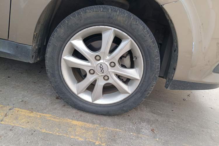 Used Chery E5 2014 1.5L Manual Youyue Model Right Front Wheel Hub