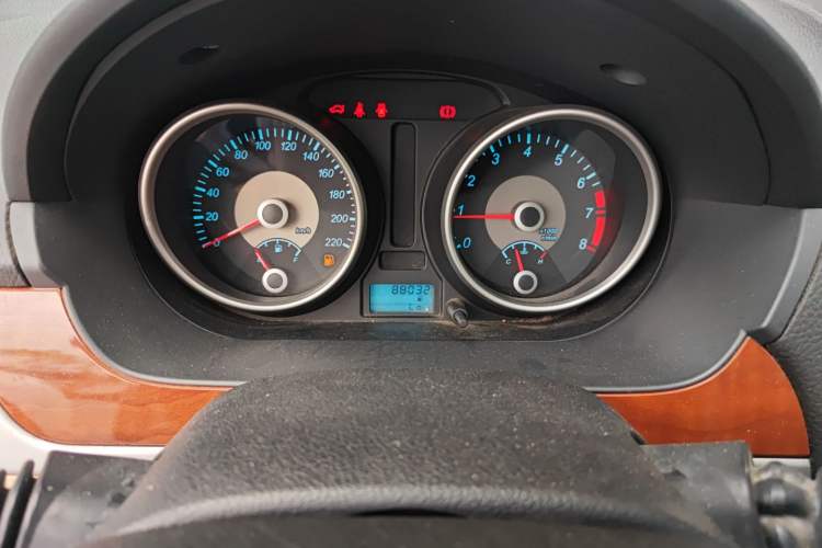 Used Buick Excelle 2013 1.5L Manual Luxury Model Instrument Cluster