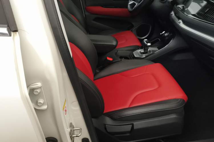 Used Haval H2s 2018 Blue Label 1.5T Dual-Clutch Elite Model
