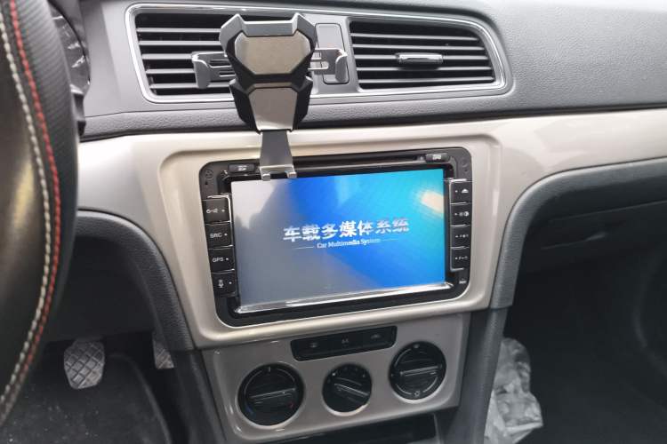 Used Volkswagen Lavida 2013 Revised Classic 1.6L Manual Fashion Edition