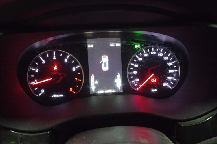 Used BYD Song MAX 2019 1.5T Manual Smart Connect Ruiyi Model 6 Seats China V Standard
