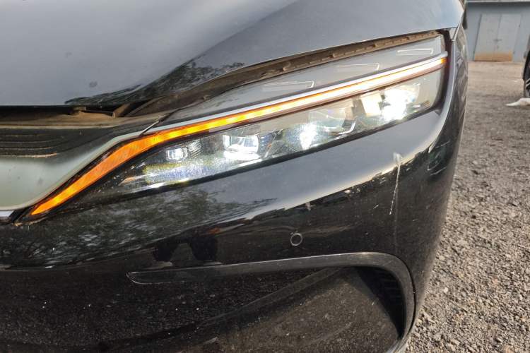 Used BYD Han 2024 EV Glory Edition 715KM Front-Wheel-Drive Flagship Model Left Front Headlight