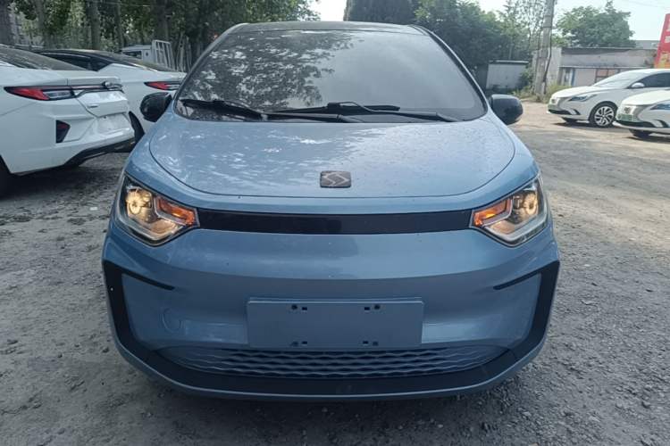 Used SOL E10X 2021 302 km Range Fashion Edition 31.4 kWh Front