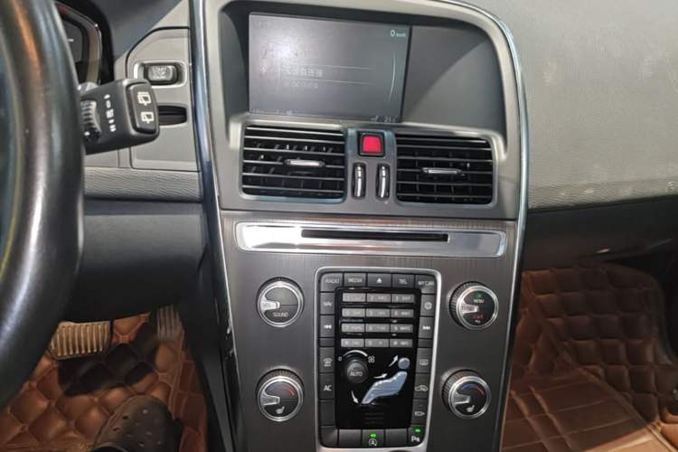 Used Volvo XC60 2016 T5 Smart Version
