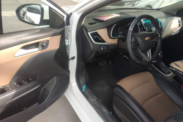 Used Chevrolet Monza 2020 320 Automatic Enjoyment Edition Driver Seat