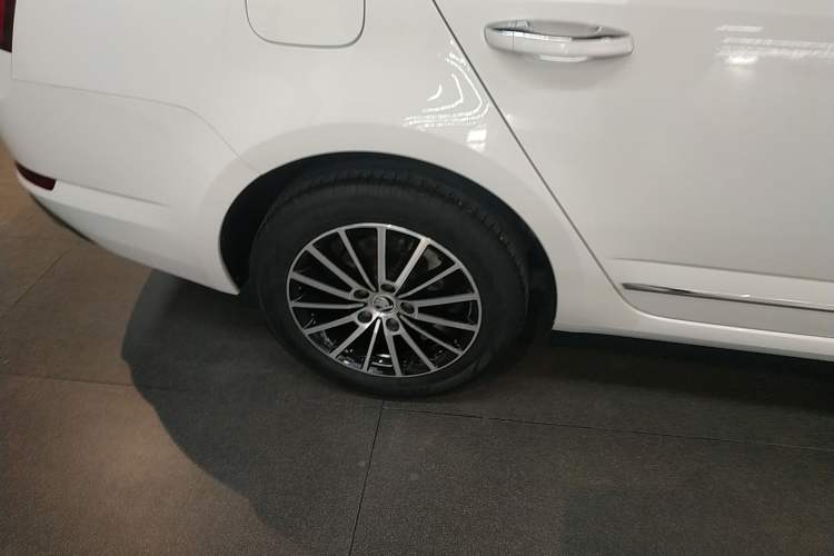 Used Skoda Octavia 2019 TSI230 DSG SmartDrive Luxury Edition China VI
