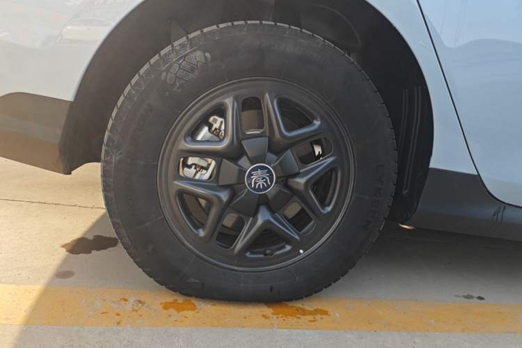 Used BYD Qin PLUS 2025 DM-i Smart Drive 55KM Leading Model