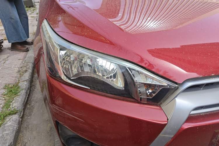 Used Toyota YARiS L Zhi Xuan 2015 1.5E Automatic Charm Edition Right Front Headlight