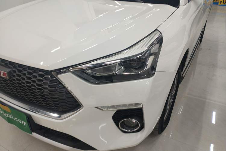 Used Haval H6 Coupe 2018 Red-Label 1.5T Automatic Two-Wheel Drive Luxury Model
