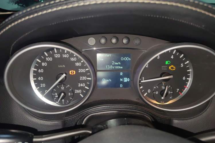 Used Mercedes-Benz M-Class 2010 ML 350 4MATIC Luxury Special Edition