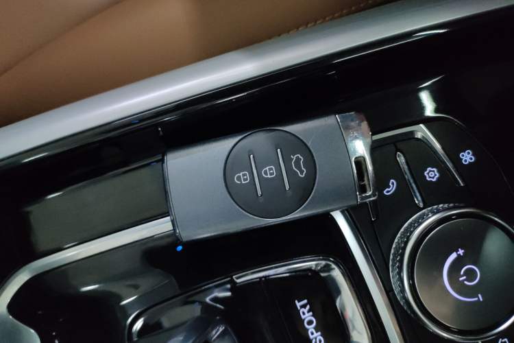 Used EXEED Lingyun 2019 1.6T Two-Wheel Drive Diamond Edition