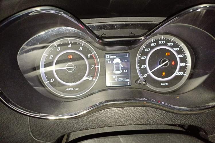 Used Baojun 560 2015 1.8L manual luxury version
