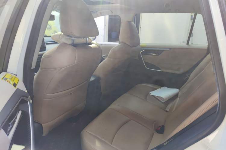 Used Toyota RAV4 2020 2.0L CVT Two-Wheel Drive Fashion Edition