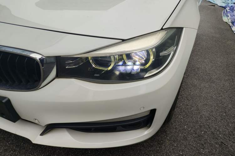 Used BMW 3 Series GT 2018 320i Sport Edition Left Front Headlight