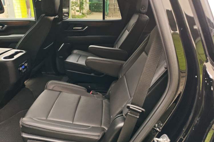 Used GMC YUKON 2025 2.7T Denali Signature Edition