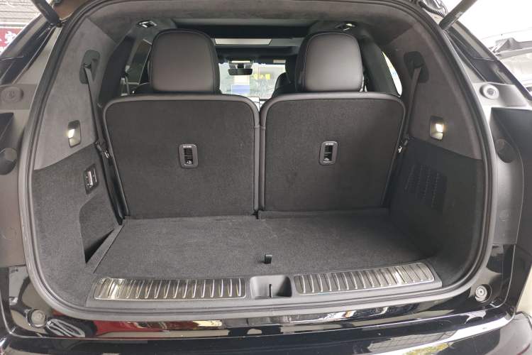 Used Hyptec HL 2025 700 Ultra Six-Seater All-Wheel-Drive LiDAR Version
