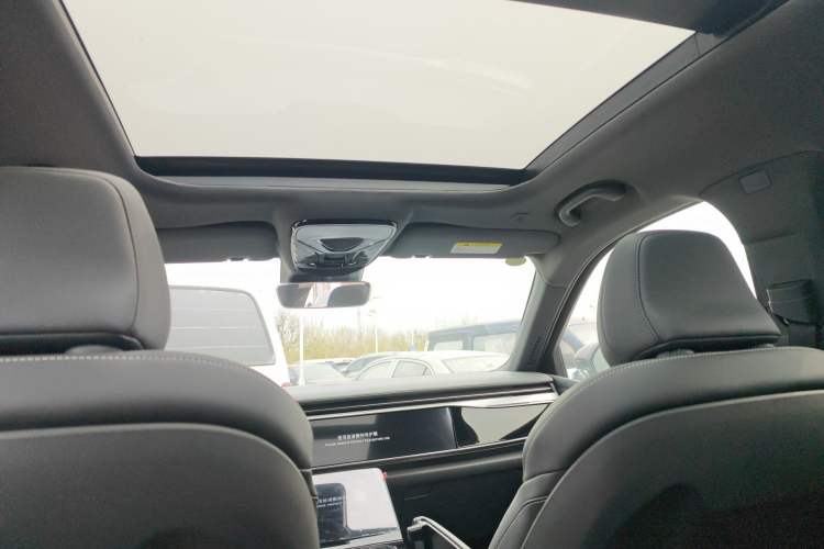 Used ARCFOX Alpha T 2023 480 Forest Edition 175kW Headliner