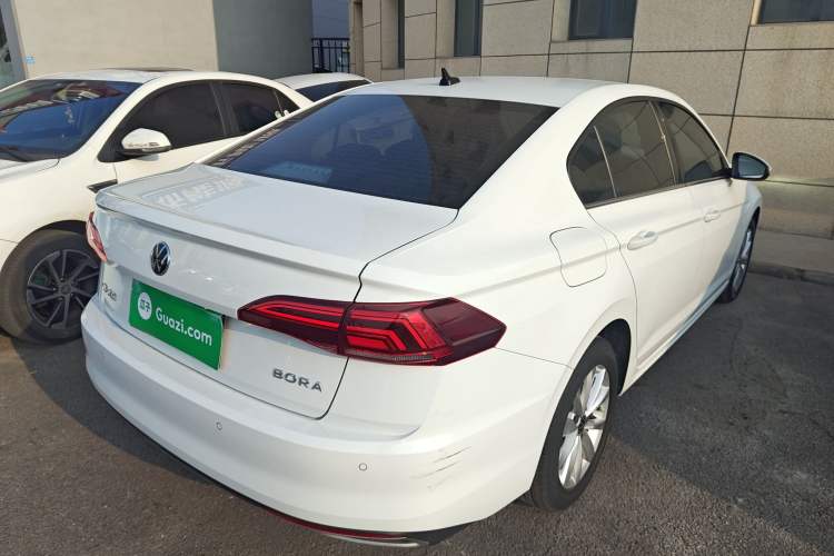 Used Volkswagen Bora 2021 1.5L Automatic Elite Smart Connect Edition

