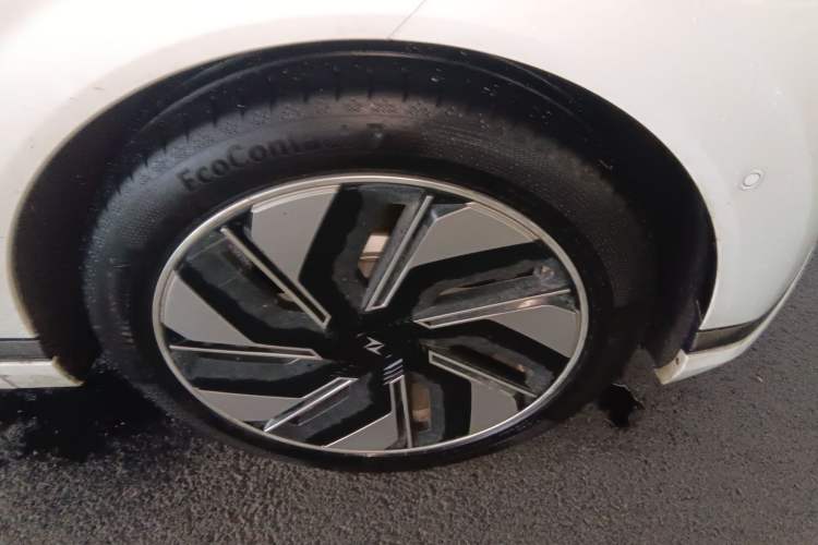 Used Dongfeng eπ eπ008 2024 636Max All-Electric Version 6 Seats