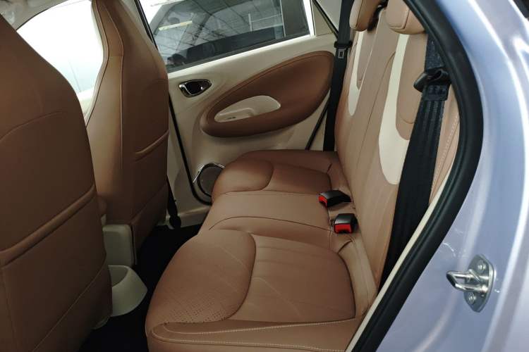 Used Wuling Bingo 2025 333 km Enjoyment Version Left Rear Seat