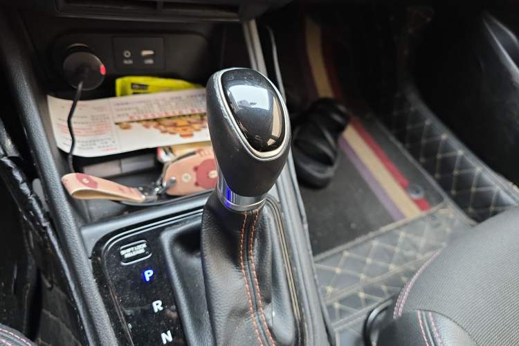 Used Hyundai Verna RV 2017 1.4L Automatic Sport Version National Emission Standard V
