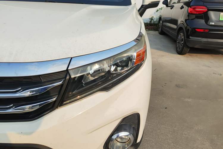 Used GAC Trumpchi GS3 2019 235T Automatic Elite Edition Left Front Headlight