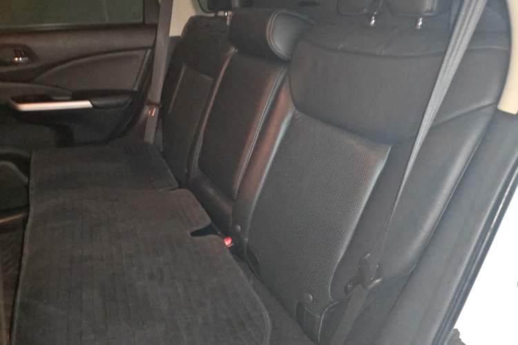 Used Honda CR-V 2015 2.4L two-wheel drive luxury version
