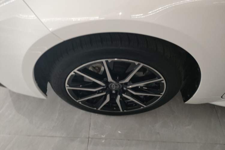 Used Toyota Levin 2023 Smart Electric Hybrid Dual-Engine 1.8L Sport Edition