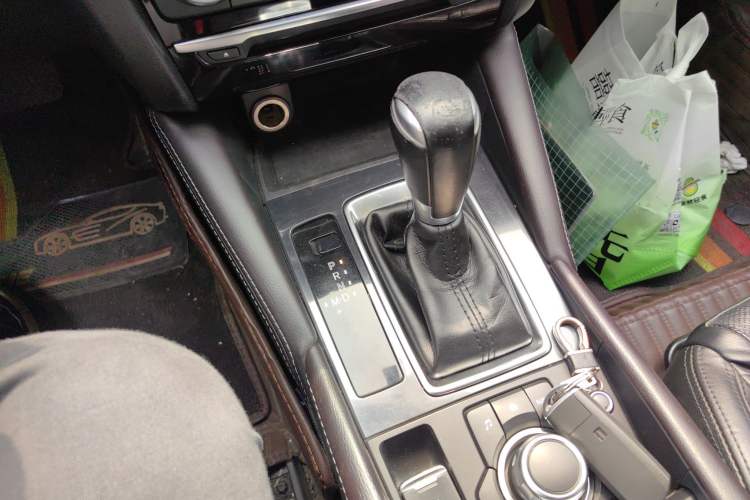 Used Mazda Atenza 2018 2.0L Blue Sky Luxury Edition China V Standard Gear Lever