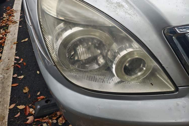 Used Buick GL8 2011 2.4L LT Executive Edition Right Front Headlight