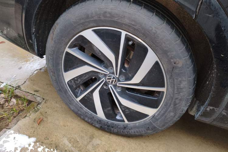 Used Volkswagen Viloran 2022 380TSI Luxury Edition