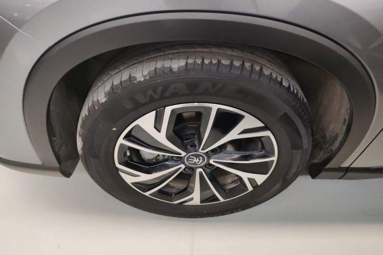 Used BYD Song Pro New Energy 2025 Second-Generation DM-i 75KM Leading Edition Exterior 4