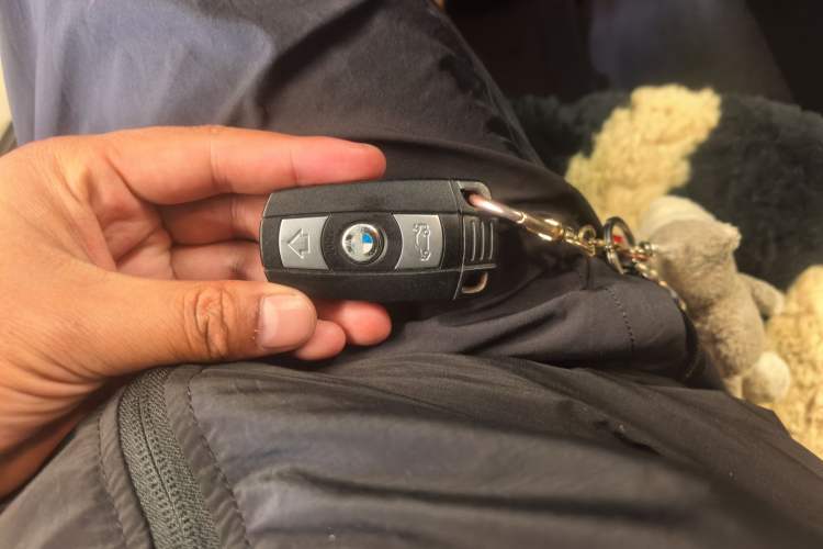 Used BMW X1 2012 sDrive18i Fashion Model Vehicle Key