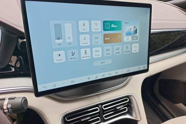 Used BYD Song PLUS New Energy 2025 DM-i Intelligent Driving 160KM Flagship Model
