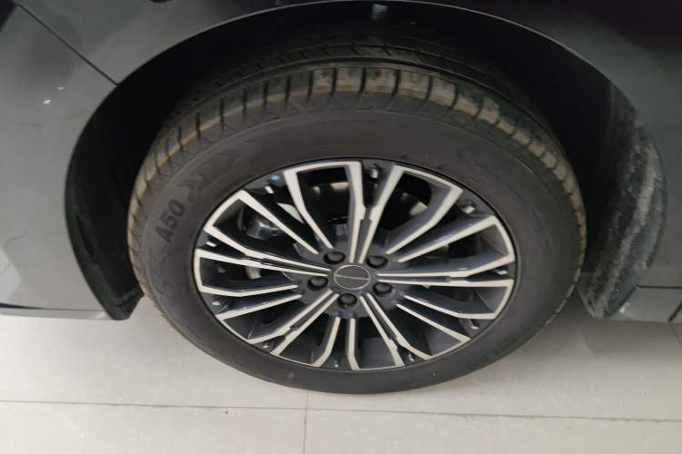 Used FORTHING Xinghai V9 2026 Model, More Enjoyment Series, 200km Luxury Edition