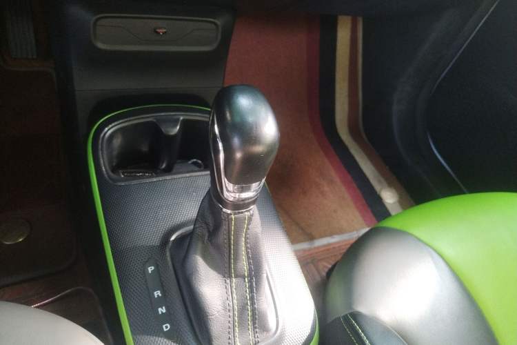 Used Roewe Clever 2021 302 km New Four-Seater Super-Efficient Version