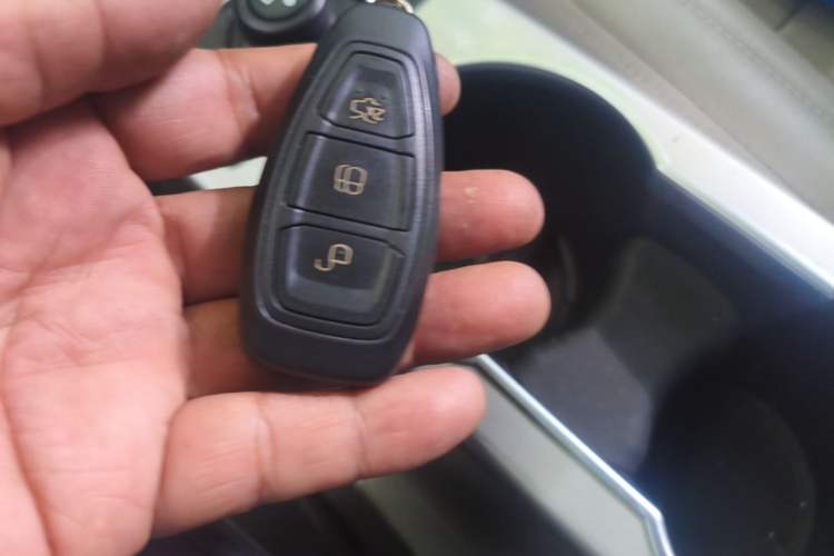 Used Ford Kuga 2013 2.0L GTDi Four-Wheel-Drive Elite Model

