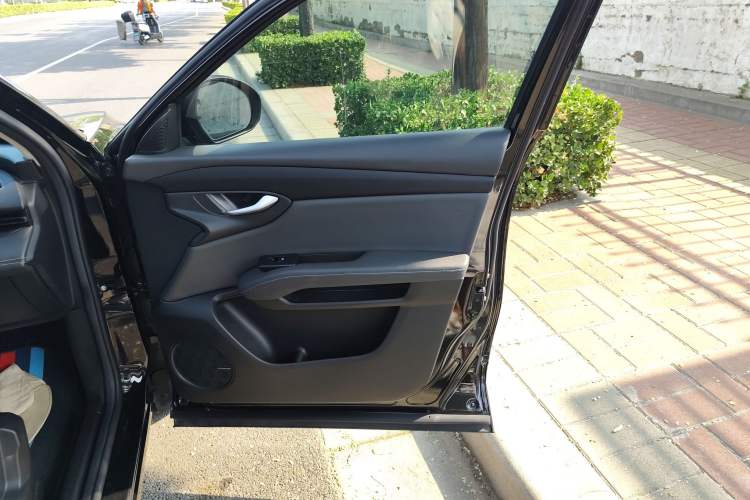 Used Qoros 7 2020 1.6T Escort Elite Model