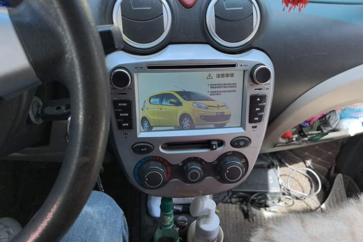 Used CHANGAN Benni mini 2012 1.0L Manual Fashion Edition China IV Standard Audio And AC Panel